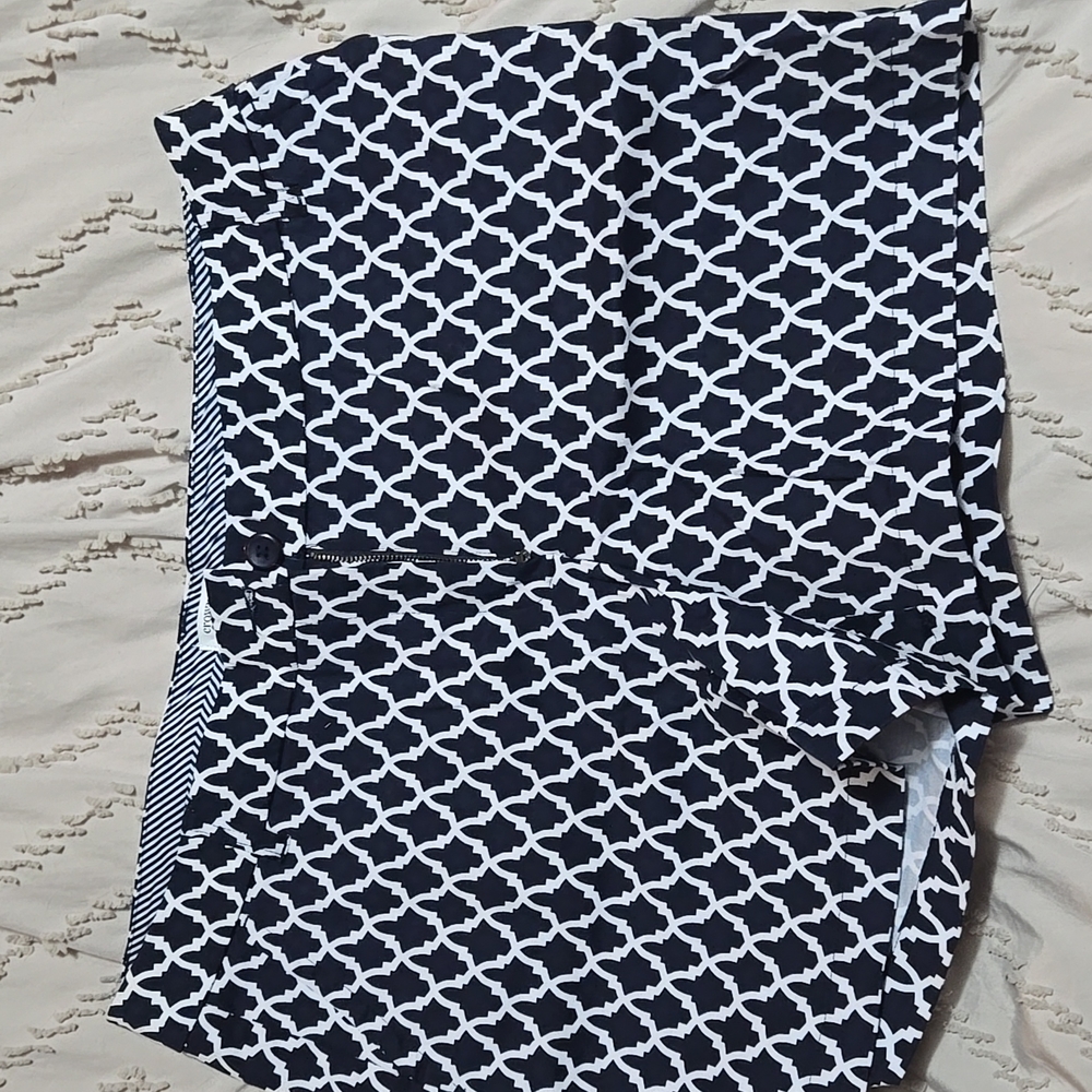 GUC Womens Crown and Ivy Shorts